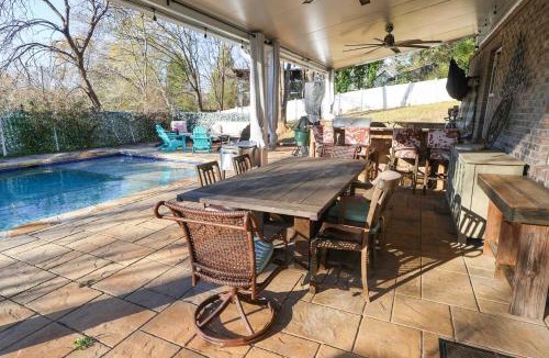 Ormewood Park House | WorldCup Luxe Retreat Heated Pool 5BR5BA