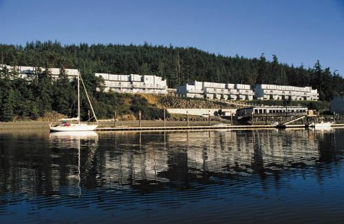 Adelma Beach Resort | WorldMark Discovery Bay
