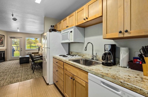 Afton Hotel | WorldMark Grand Lake