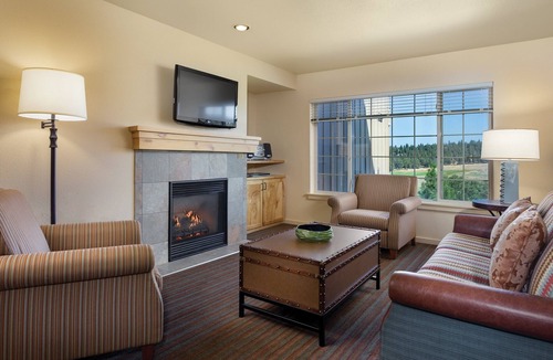 Klamath Falls Hotel | WorldMark Running Y Resort