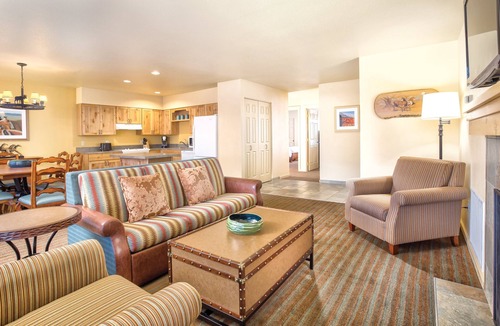 Klamath Falls Hotel | WorldMark Running Y Resort