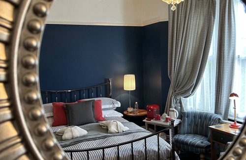 Cambridge House | Worth House