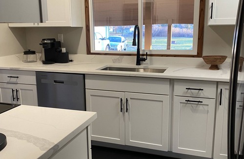 Cedar Rapids House | Worthington Dr Sw acreage