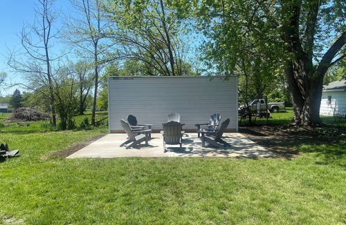 Cedar Rapids House | Worthington Dr Sw acreage