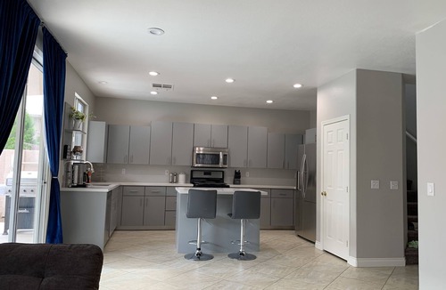 Spring Valley House | WOW Pool, Spa 4 bedrooms 21/2baths with a bedroom down+Movie/Entertainment room