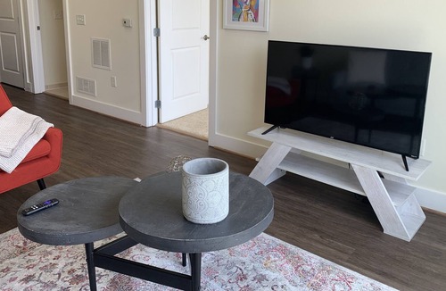 Jefferson Manor Apartment | WOW | Stylish & luxury 2BR LOFT Heart of Old Town