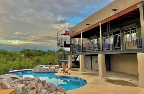 Bridlewood West House | Wow Views - Hot Tub - Air Purifier - Discount
