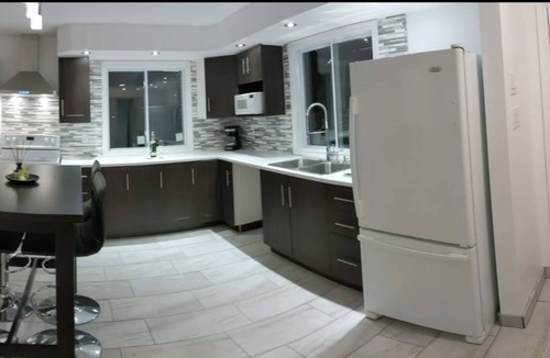 Bellefeuille House | WOW! Whole house 3bed/1.5 bath!