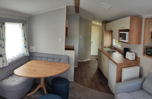 Aldwick House | Wren - 4 Berth Caravan at Copthorne Caravans
