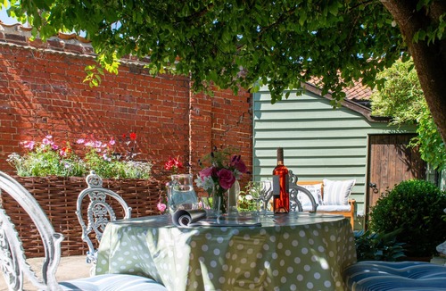 Wickham Market Cottage | Wren Cottage - A very cosy coastal Cottage in a picturesque village, 15 minutes from the Coast