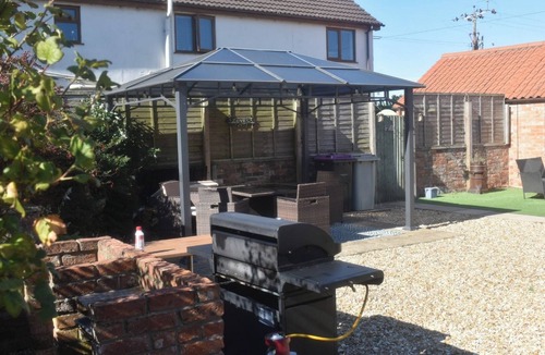 Louth Cottage | Wren Cottage, Howdales