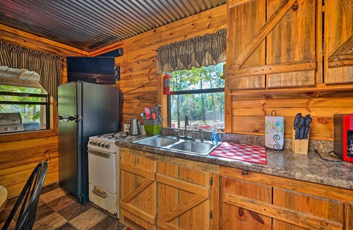 Golden Cottage | Wright City Cabin w/Fire Pit + Forest Views!
