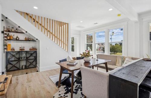 Downtown House | Wright Street Royale- NEW Downtown with Pool!