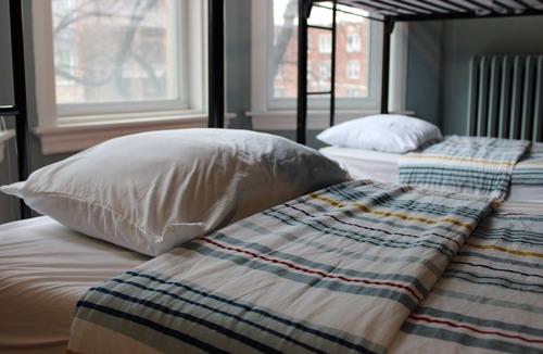 Lakeview Hostel | Wrigley Hostel
