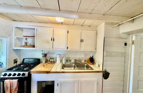 San Cristobal Cabin | WRITER'S CABIN