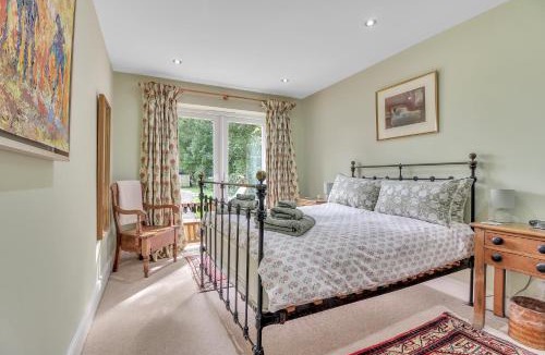 Swanmore Apartment | Writer's Retreat