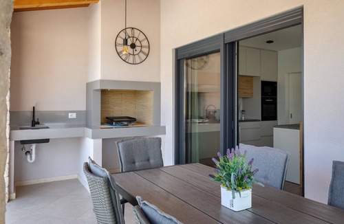 Dracevac House | Wunderschöne Villa mit Schwimmbad, Grill, Wifi, Kostenloses Wlan