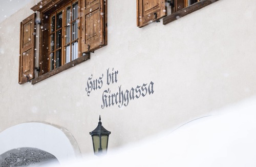 Klosters Platz Apartment | Wunderstay Alpine 16 Chic Studio Central Location Vrbo
