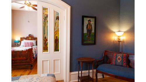 Cimarron Hotel | Wyatt Earp - Historic Hotel Room
