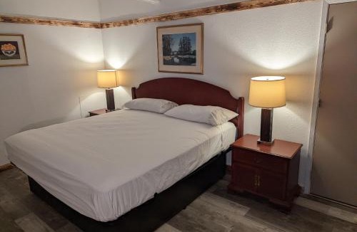 Dodge City Hotel | Wyatt Earp Hotel