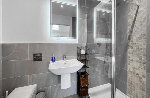 Ainstable House | Wyn Shiels Hide Away