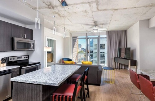 Clarksville Condo | Wyndham Austin Resort | 2BR/2BA Balcony King Suite