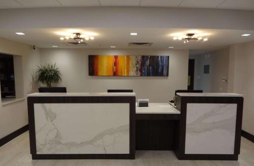 Des Plaines Hotel | Wyndham Chicago O'Hare