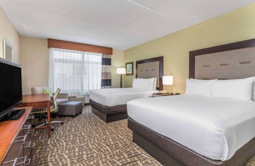 Downtown Buffalo Hotel | Wyndham Garden Buffalo Downtown