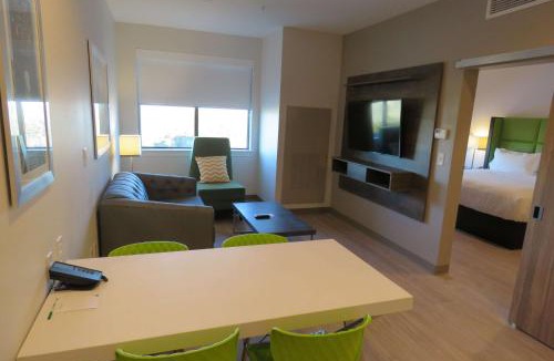 College Station Hotel | Wyndham Garden College Station