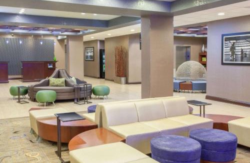 Elk Grove Village Hotel | Wyndham Garden Elk Grove Village - O'Hare