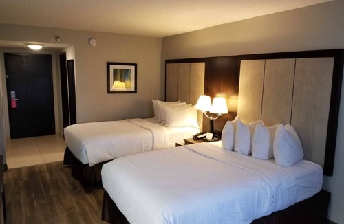 Baymeadows Hotel | Wyndham Garden Jacksonville