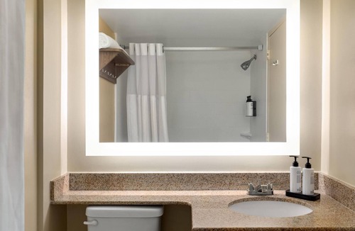 Cheverly Hotel | Wyndham Garden Washington DC Area