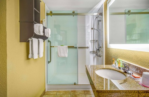 Shiloh Hotel | Wyndham Garden York