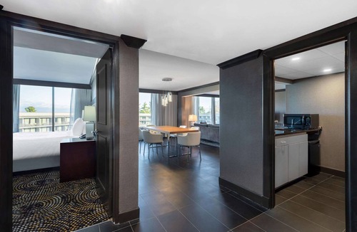 Witmer Hotel | Wyndham Lancaster Resort & Convention Center
