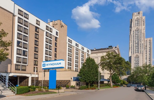 North Oakland Hotel | Wyndham Pittsburgh University Center