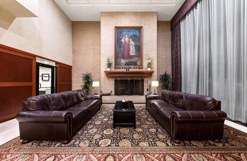North Little Rock Hotel | Wyndham Riverfront Little Rock