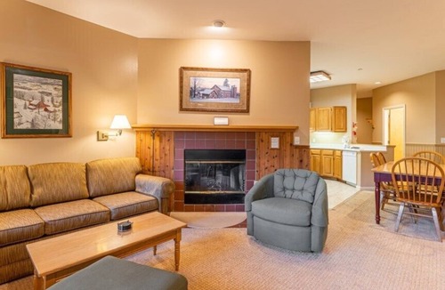 Jeffersonville Condo | Wyndham Smugglers Notch - 2 Bedroom