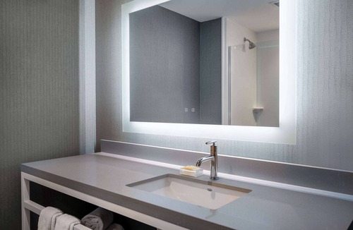 Westfield Hotel | Wyndham Westfield