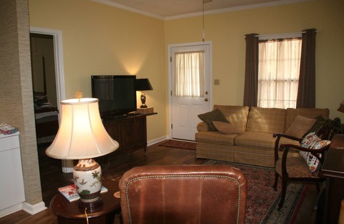 Coldwater House | Wynnewood Elizabeth Cottage