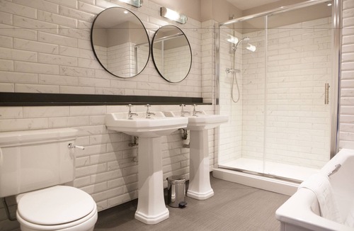 Ruabon Hotel | Wynnstay Arms