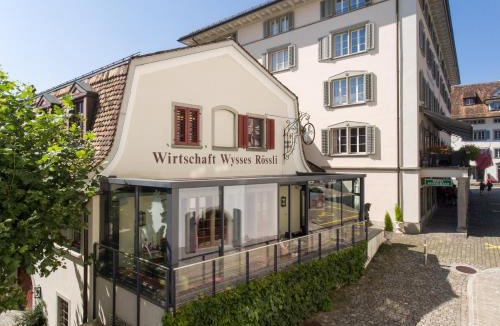 Schwyz Hotel | Wysses Rössli
