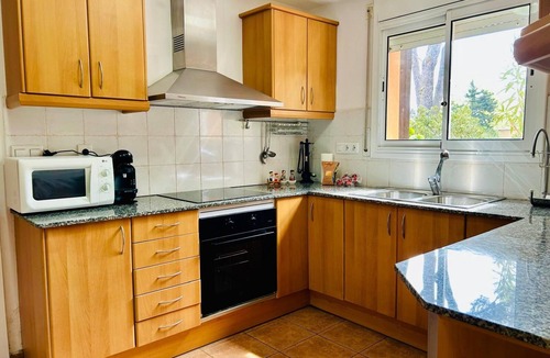 Palamos Ski Chalet | Xalet 81 D - Four Bedroom Chalet, Sleeps 8