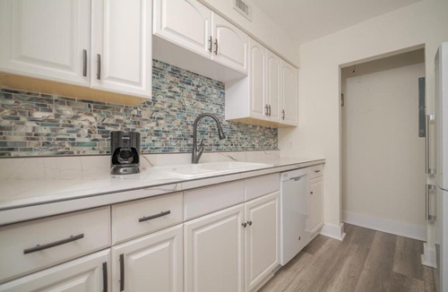 Hilton Head Apartment | Xanadu 19-A, 2 Bedroom, Sleeps 6, Walk to Beach, Large Pool, Free Tennis