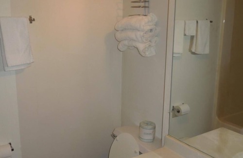 Xenia Hotel | Xenia Country Inn