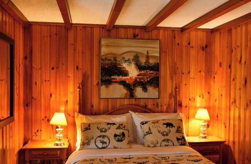 Jewett Center Hotel | Xenia Resort