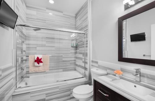 Olde Kensington Apartment | XL Studio - Metro Studio, Chic Stay