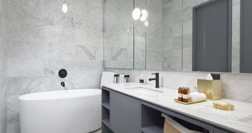 Colonia Roma Apartment | Xoma by Viadora