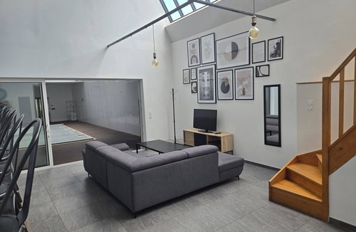 Le May-sur-Evre House | XXL loft with indoor pool and games room