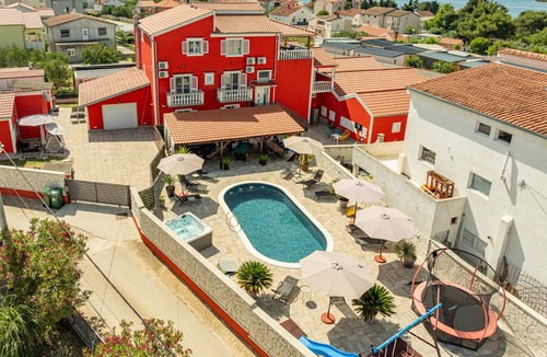 Sveti Filip i Jakov Villa | XXXL Villa Ancora with heated pool and jacuzzi, for 24 guests