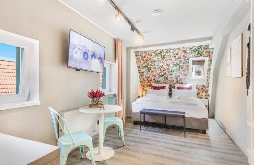 Ottensoos Apartment | XZLLENZ Modern S-Bahn Smart-TV Küche Parken Wellbeing